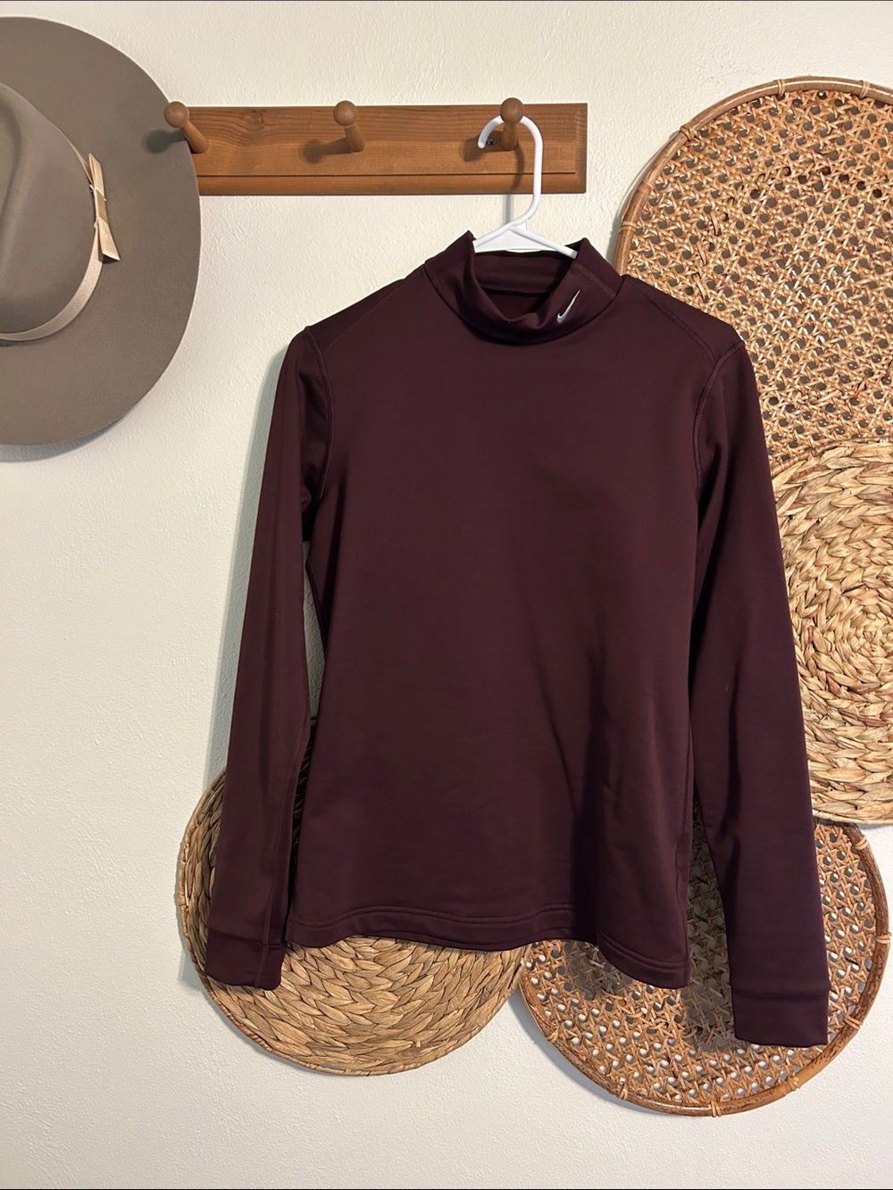 Kid’s Nike Fit Maroon Long Sleeve Size Large